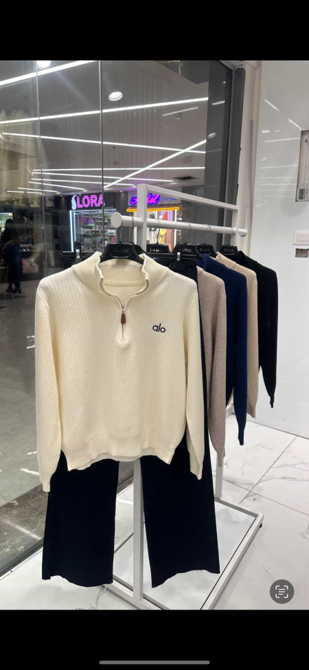 بلوز alo صوف