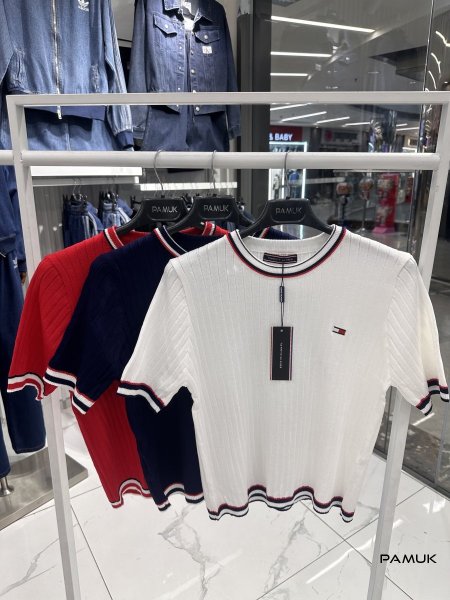 بلوز tommy hilfigher