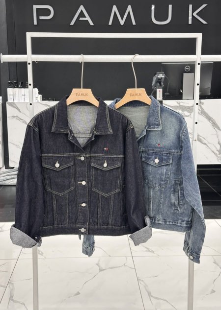 جكيت جينز tommy ✨