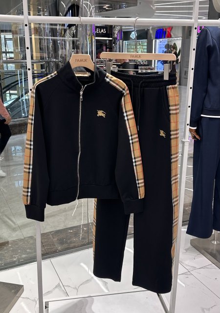 تريننج BURBERRY
