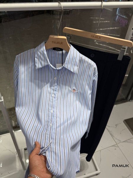 قميص GANT 🤩