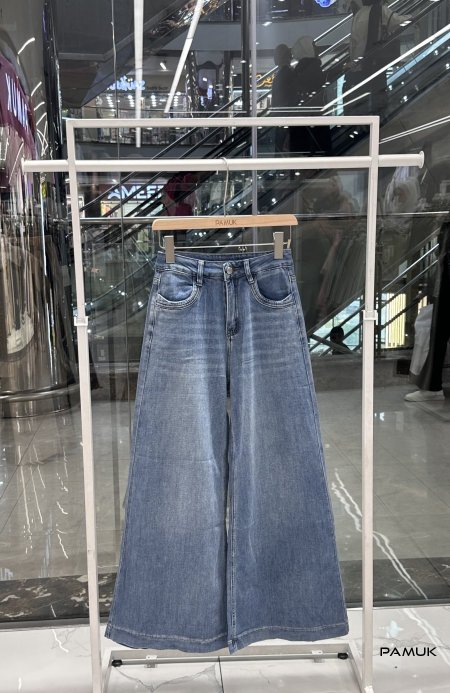 جينز عريض